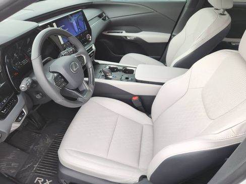 Used 2025 Lexus RX 350 Premium Plus w/ Convenience Package FWD image 11