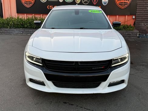 Used 2018 Dodge Charger R/T w/ Beats Audio Group RWD image 2
