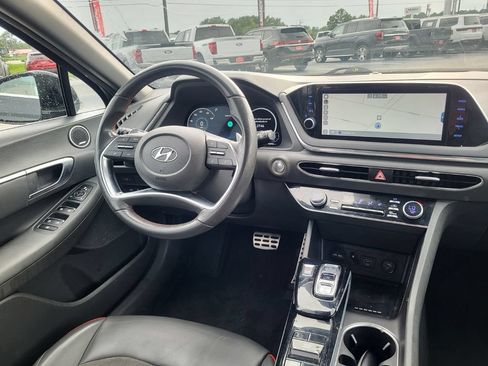 Used 2021 Hyundai Sonata SEL Plus w/ Tech Package FWD image 15