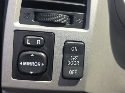 Used 2008 Toyota Tundra SR5 AWD/4WD image 26