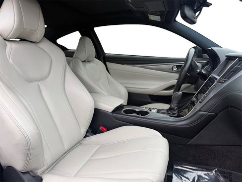 Used 2019 INFINITI Q60 3.0t Luxe image 15