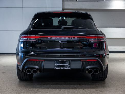 Certified 2025 Porsche Macan AWD/4WD image 7