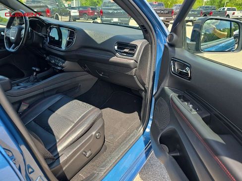 Used 2024 Dodge Durango GT RWD image 8