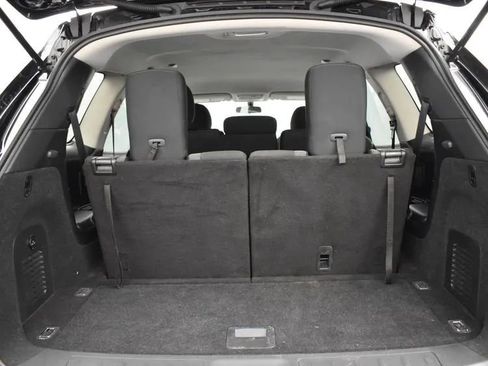 Used 2020 Nissan Pathfinder S FWD image 16