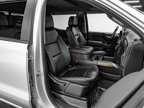 Used 2022 Chevrolet Silverado 1500 LT Trail Boss w/ Convenience Package II AWD/4WD image 41