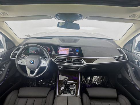 Used 2021 BMW X7 xDrive40i w/ Premium Package image 14