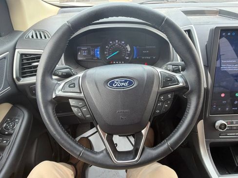 Used 2024 Ford Edge SEL w/ Convenience Package AWD/4WD image 11