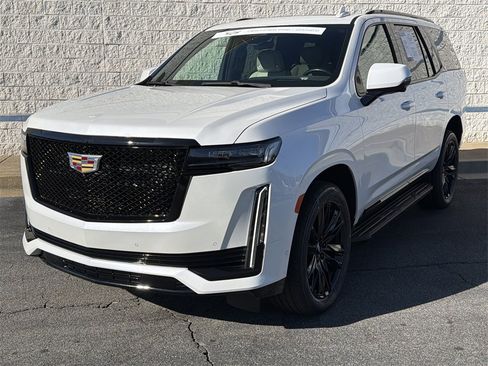 Certified 2022 Cadillac Escalade Sport image 3