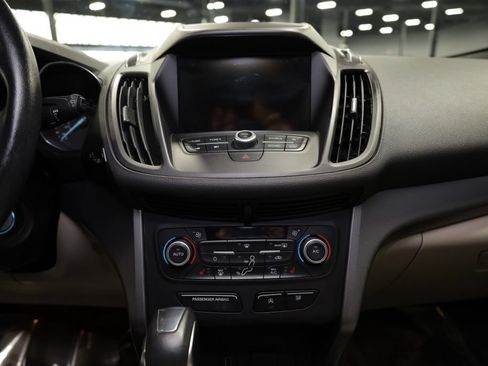 Used 2018 Ford Escape SEL w/ Ford Safe & Smart Package AWD/4WD image 29