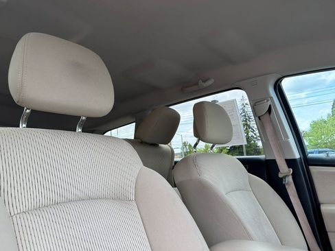 Used 2018 Dodge Journey SE FWD image 19