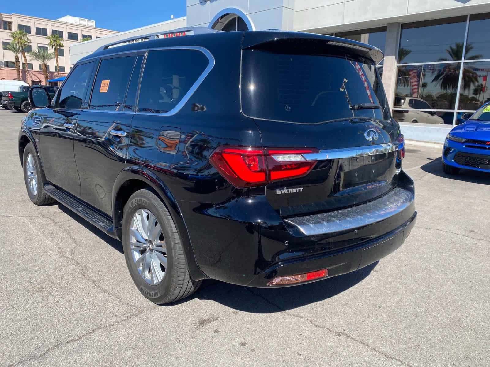Used 2019 INFINITI QX80 Luxe w/ Cargo Package RWD image 9