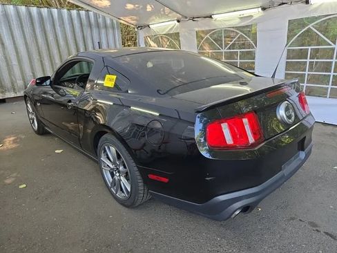 Used 2012 Ford Mustang GT w/ Electronics Pkg RWD image 6