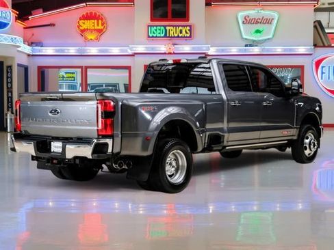 Used 2024 Ford F350 Lariat w/ Lariat Ultimate Package AWD/4WD image 3