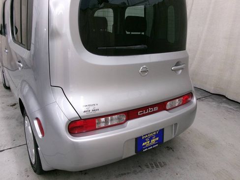 Used 2010 Nissan Cube 1.8 S w/ Interior Illumination Pkg FWD image 7