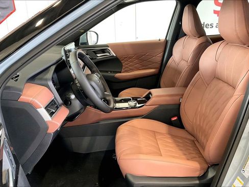 New 2026 Mitsubishi Outlander SEL FWD image 9