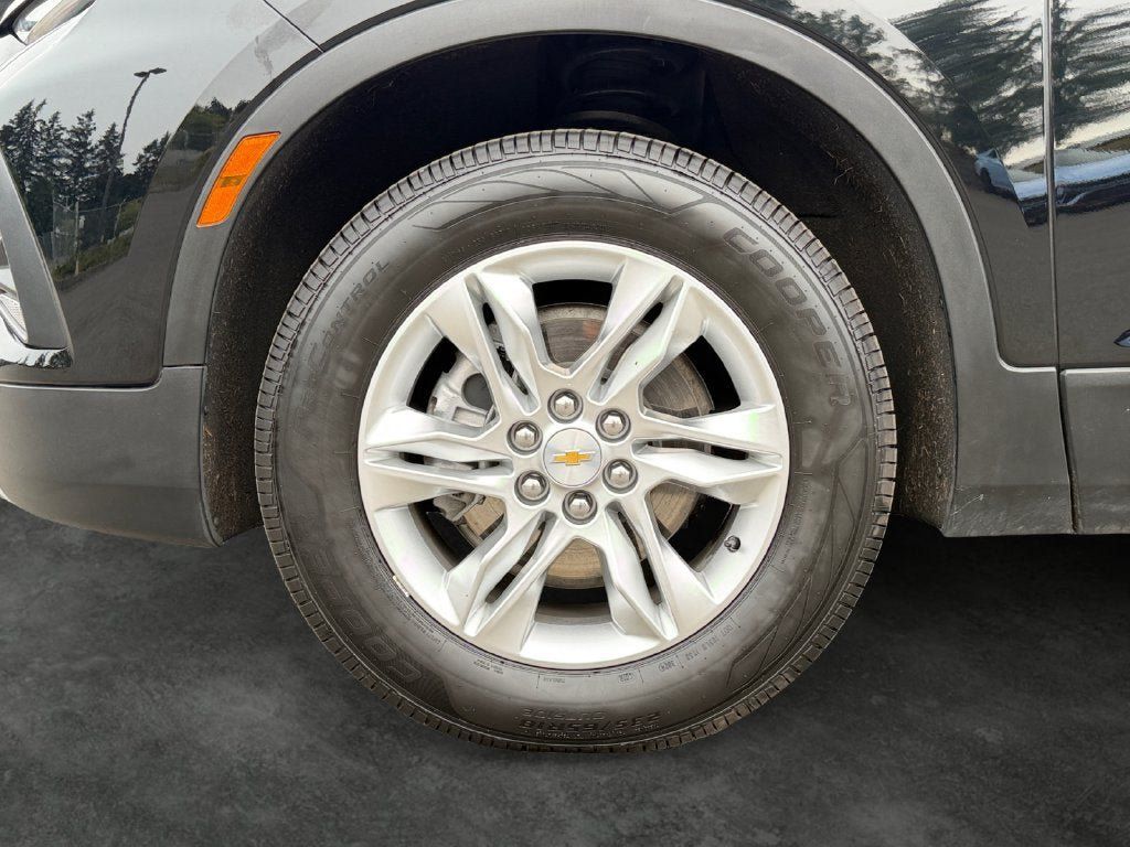 Used 2022 Chevrolet Blazer LT AWD/4WD image 5