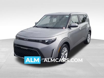 Used 2025 Kia Soul LX w/ LX Technology Package