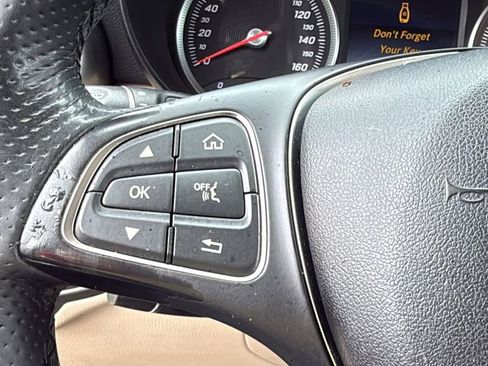 Used 2016 Mercedes-Benz GLC 300 image 36