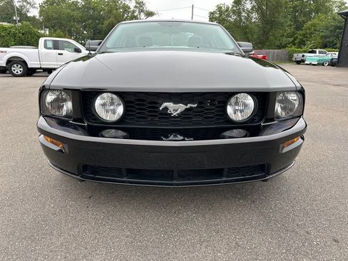 Used 2006 Ford Mustang GT image 10