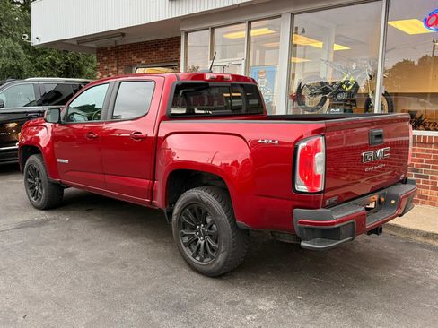 Used 2022 GMC Canyon Elevation w/ Elevation Premium Package AWD/4WD image 2