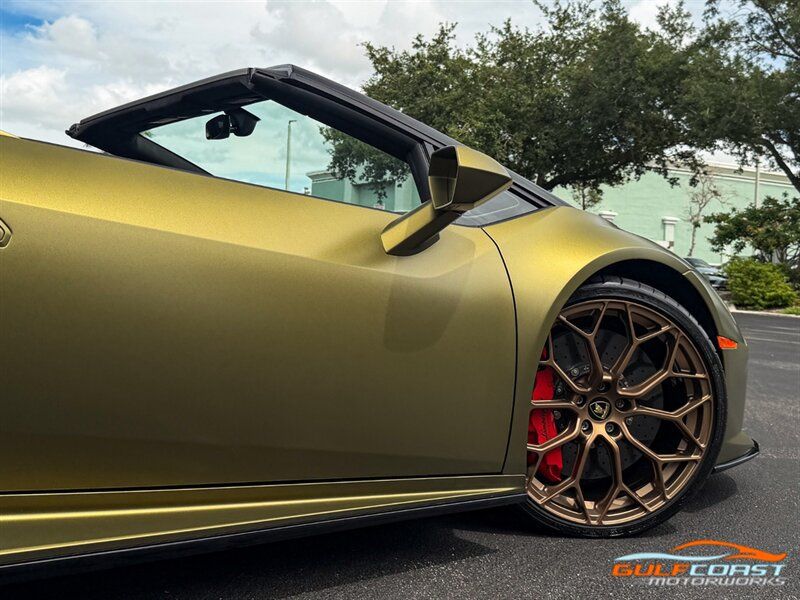 Used 2022 Lamborghini Huracan EVO RWD image 51