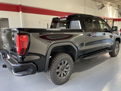 New 2026 GMC Sierra 1500 AT4X image 4