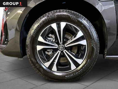 Used 2025 Toyota bZ4X XLE w/ Weather Package image 10