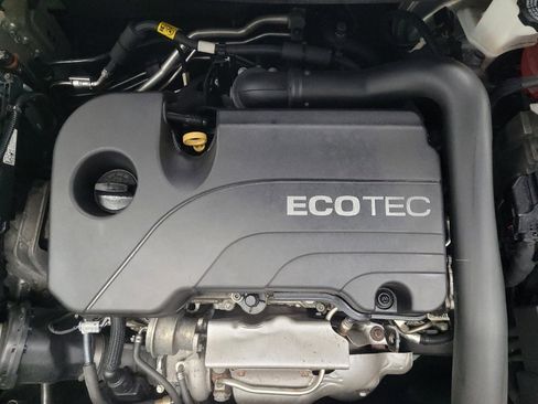 Used 2020 Chevrolet Equinox LT image 30