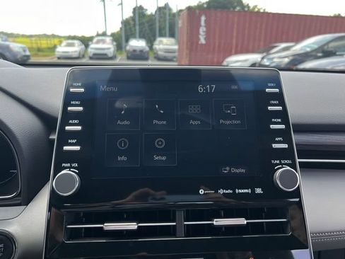 Used 2019 Toyota Avalon XLE w/ Moonroof Package FWD image 23