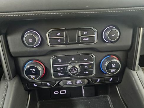 Used 2023 Chevrolet Tahoe LT w/ Luxury Package AWD/4WD image 8