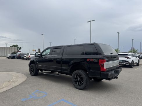 Used 2017 Ford F350 Platinum w/ Platinum Ultimate Package AWD/4WD image 4