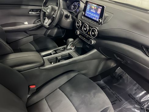 Used 2022 Nissan Sentra SV image 36