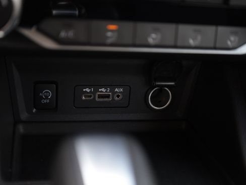 Used 2024 Nissan Sentra SV FWD image 13
