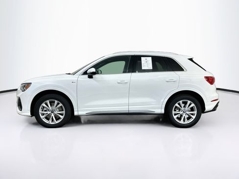 Used 2023 Audi Q3 2.0T Premium AWD/4WD image 4