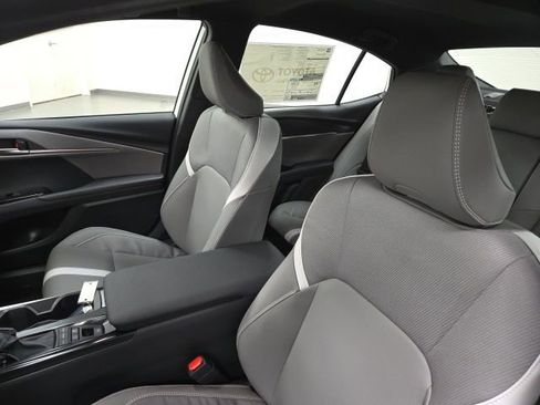 New 2026 Toyota Camry SE image 17