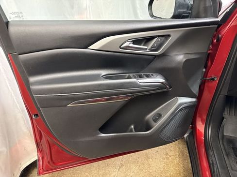 Certified 2026 Chevrolet Traverse LT w/ Driver Confidence Package image 25