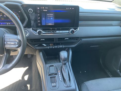 Used 2024 Chevrolet Colorado W/T RWD image 12
