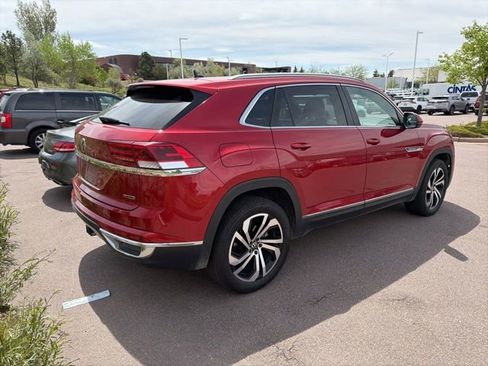 Used 2022 Volkswagen Atlas Cross Sport SEL AWD/4WD image 4