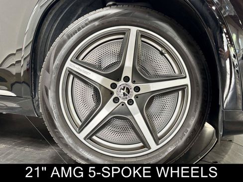 Used 2023 Mercedes-Benz EQS 580 4MATIC SUV image 11