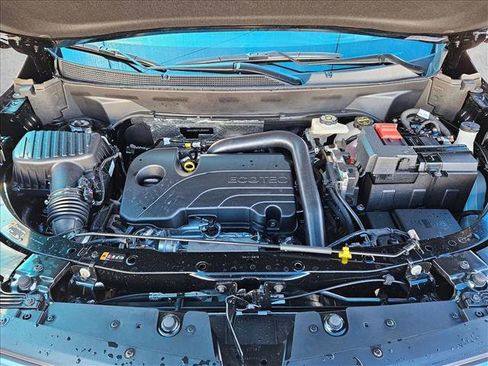 New 2026 Chevrolet Equinox LT image 18