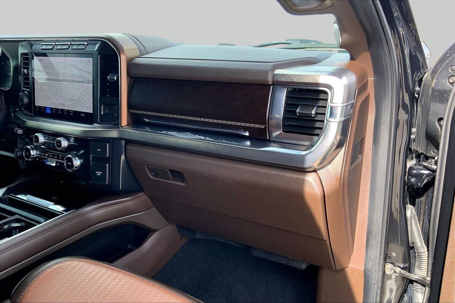 Used 2024 Ford F350 King Ranch w/ FX4 Off-Road Package AWD/4WD image 19