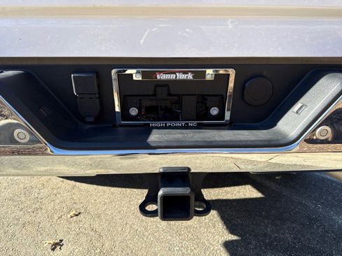 Used 2024 Chevrolet Silverado 2500 LT w/ Safety Package image 12