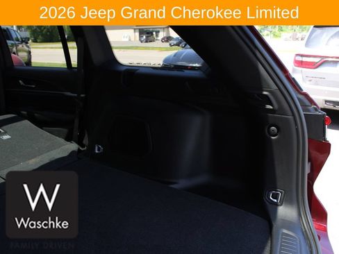 Used 2026 Jeep Grand Cherokee Limited w/ Trailer Tow Package AWD/4WD image 23