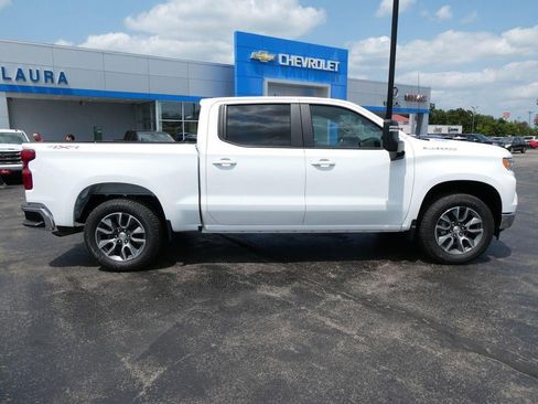 New 2026 Chevrolet Silverado 1500 LT w/ Leather Package AWD/4WD image 3