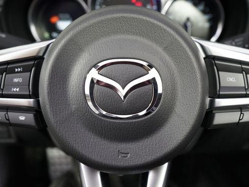 New 2026 MAZDA MX-5 Miata Club w/ Interior Package RWD image 36