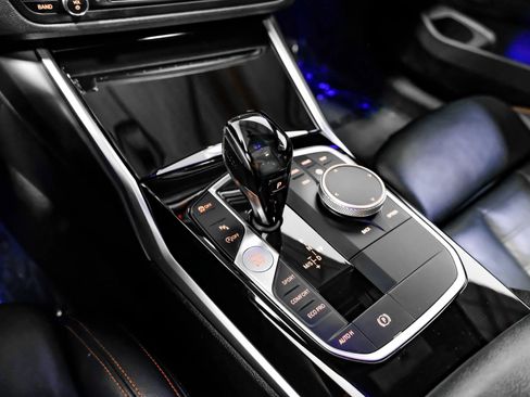 Used 2019 BMW 330i Sedan w/ Premium Package image 18