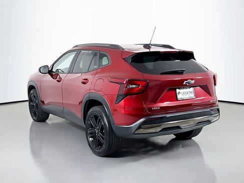 Used 2024 Chevrolet Trax ACTIV FWD image 4