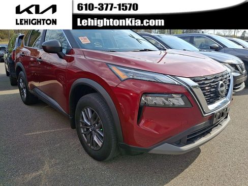 Used 2023 Nissan Rogue S AWD/4WD image 1