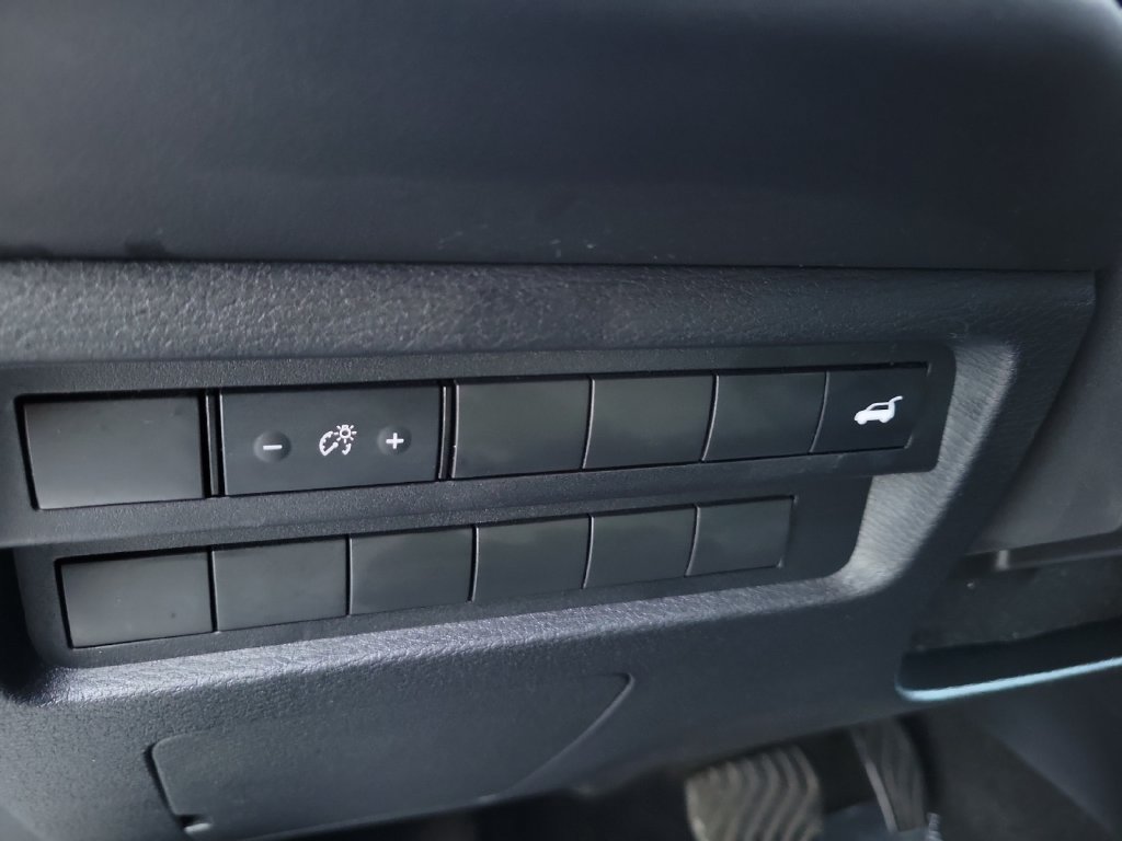 Used 2024 Mitsubishi Outlander SE AWD/4WD image 20