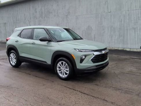 New 2026 Chevrolet TrailBlazer LS AWD/4WD image 2